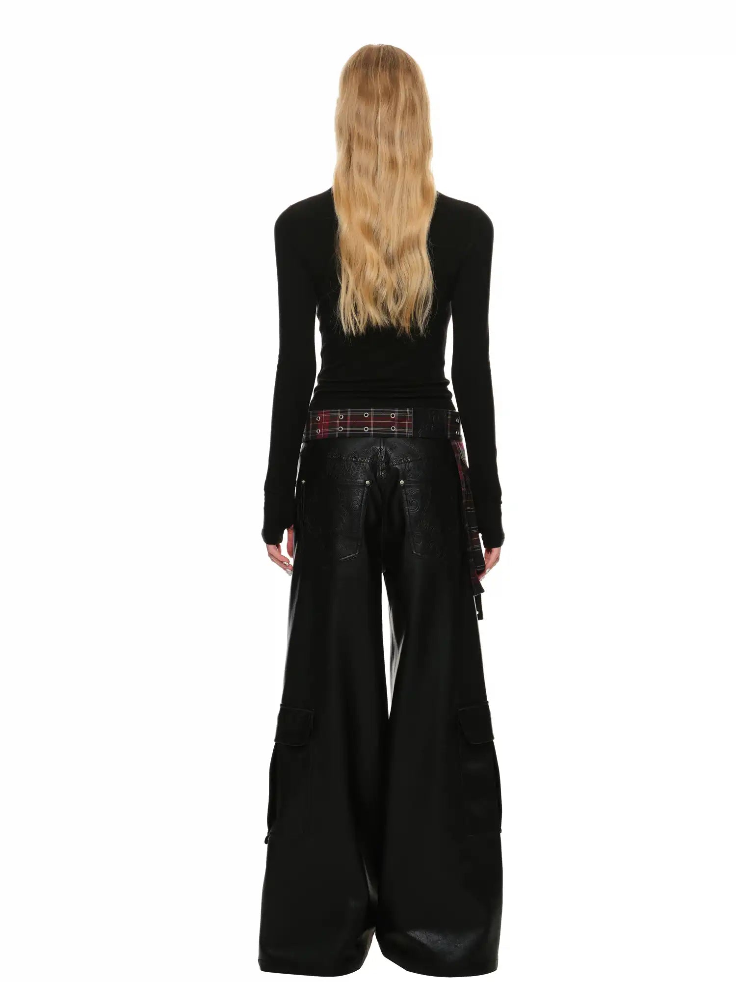 Fold & Frame Turtleneck